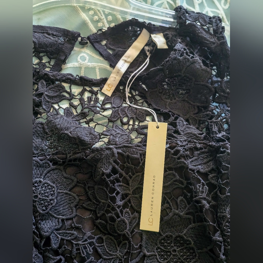New with tags! NWT Lauren Conrad black lace & pink tulle dress  Size Large - Picture 4 of 4
